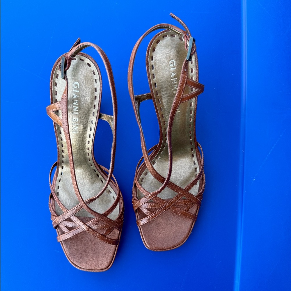 Antonio Melani Carly heels in copper